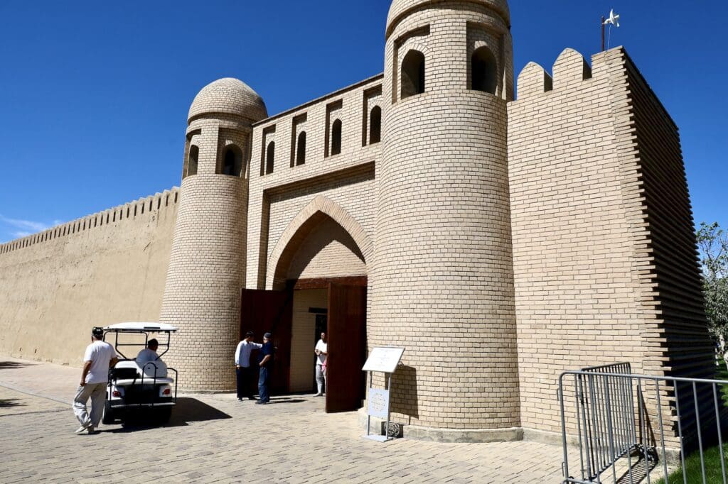 Mussalla Gate to Azret-Sultan