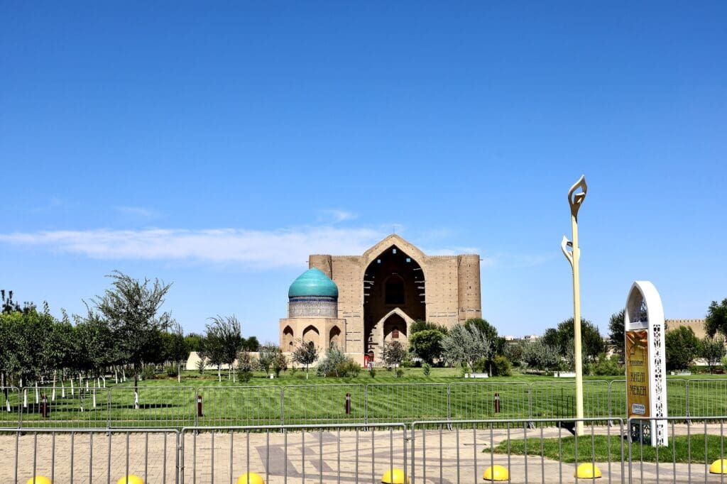 Mausoleum of Rabia Sultan Begum (Blue Dome)
