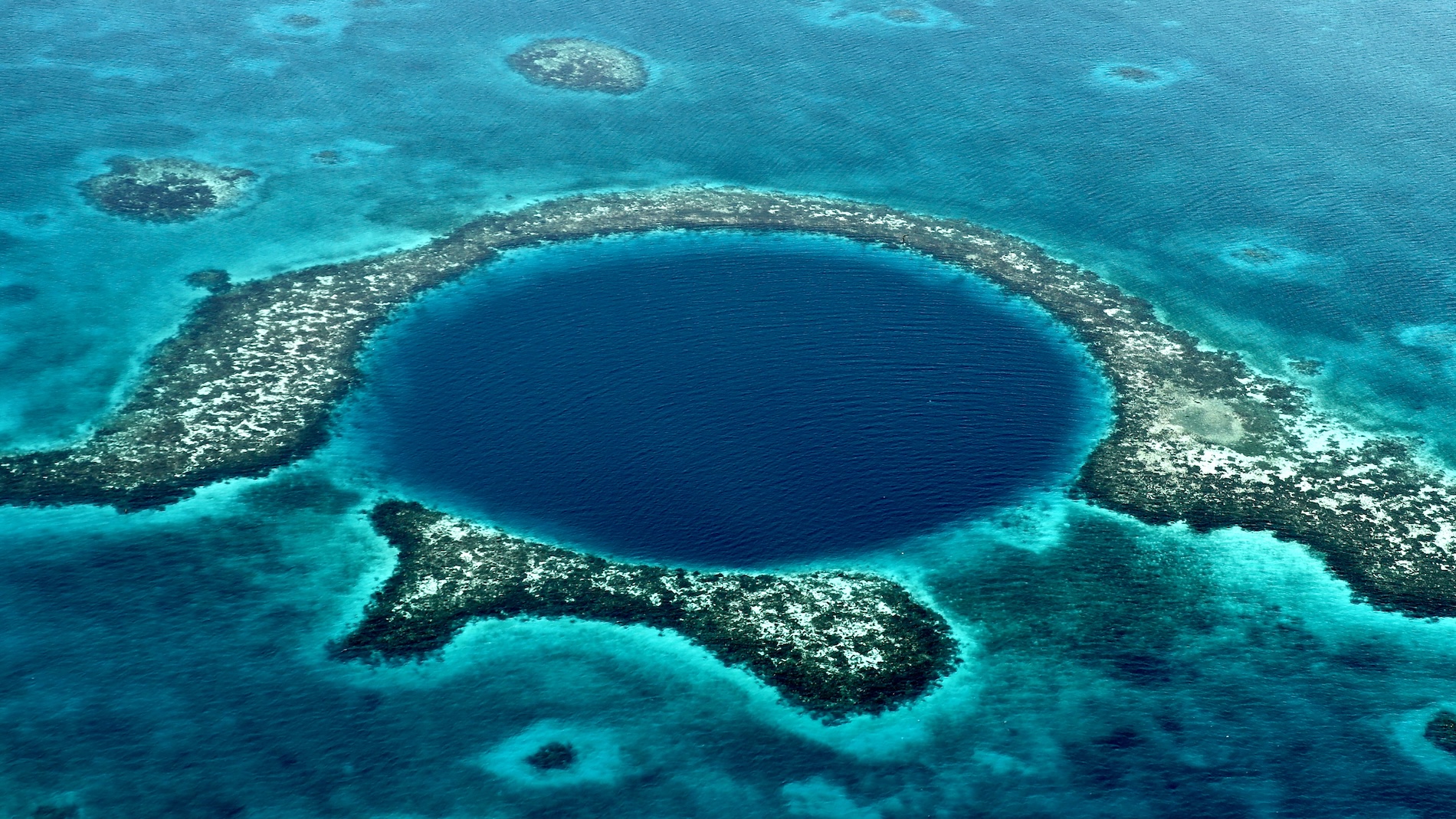 Great Blue Hole - Belize