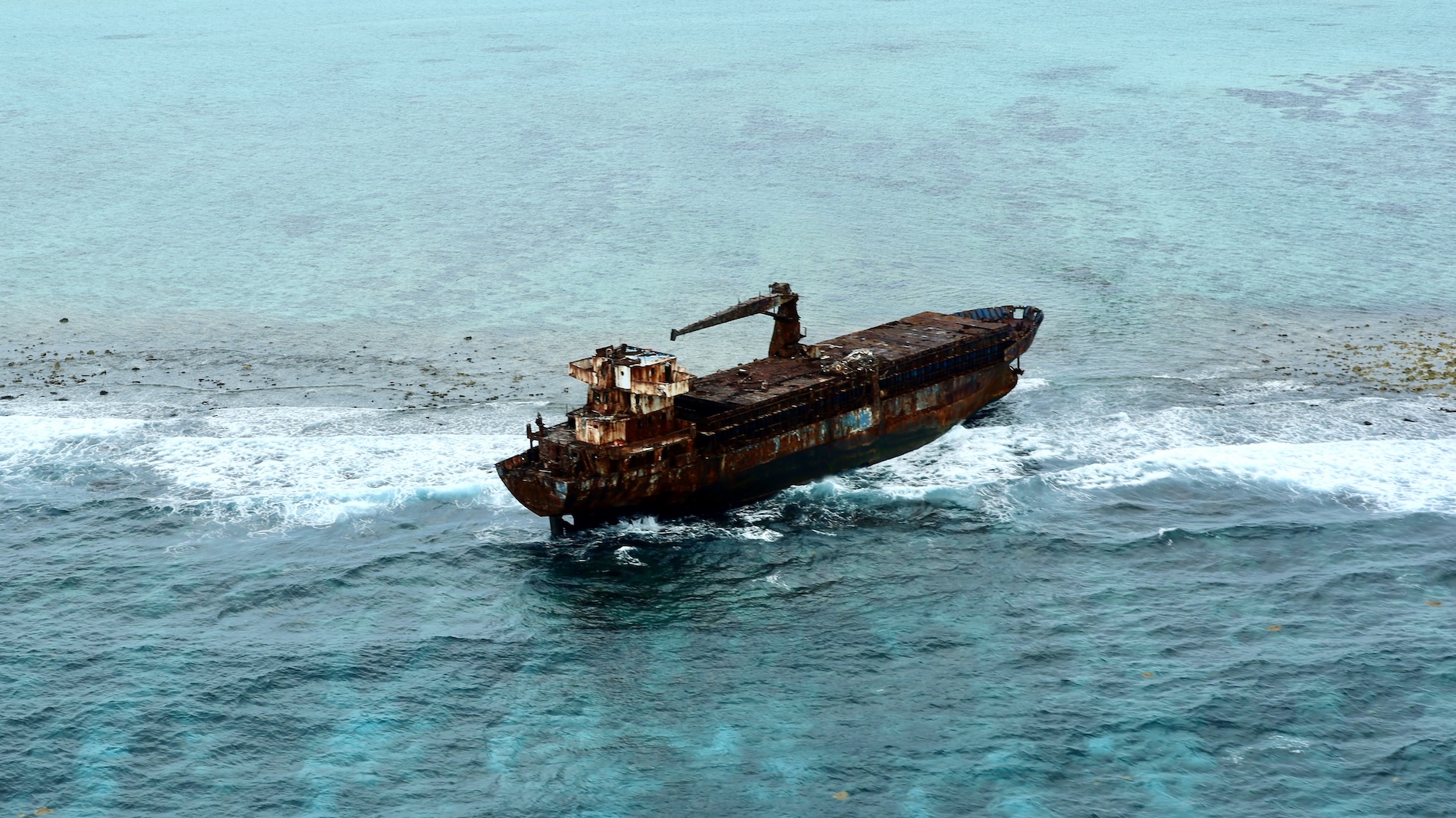 Shipwreck Near Lighthouse Reef - Belize