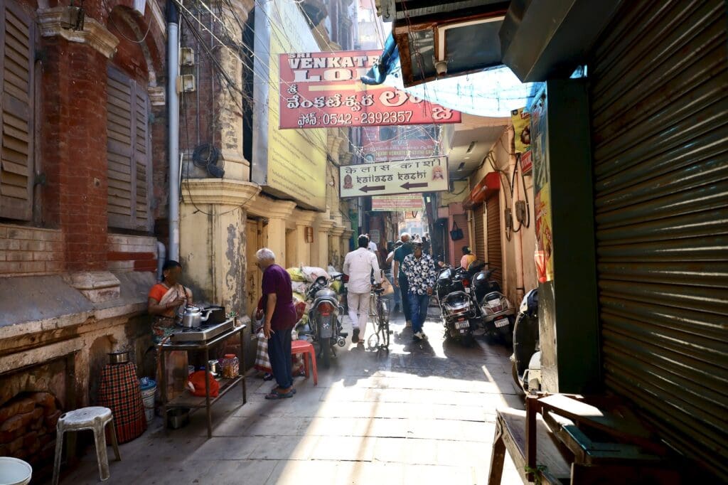 Navigating the Old City of Varanasi is Challenging