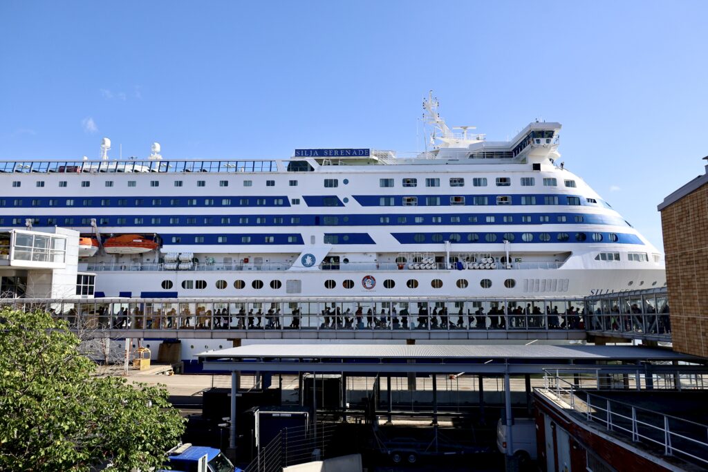 Disembarking in Helsinki