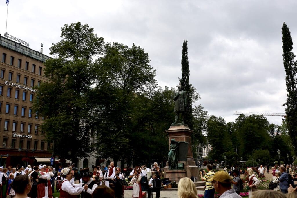 A Festival in Front of the Johan Ludvig Runeberg Statue