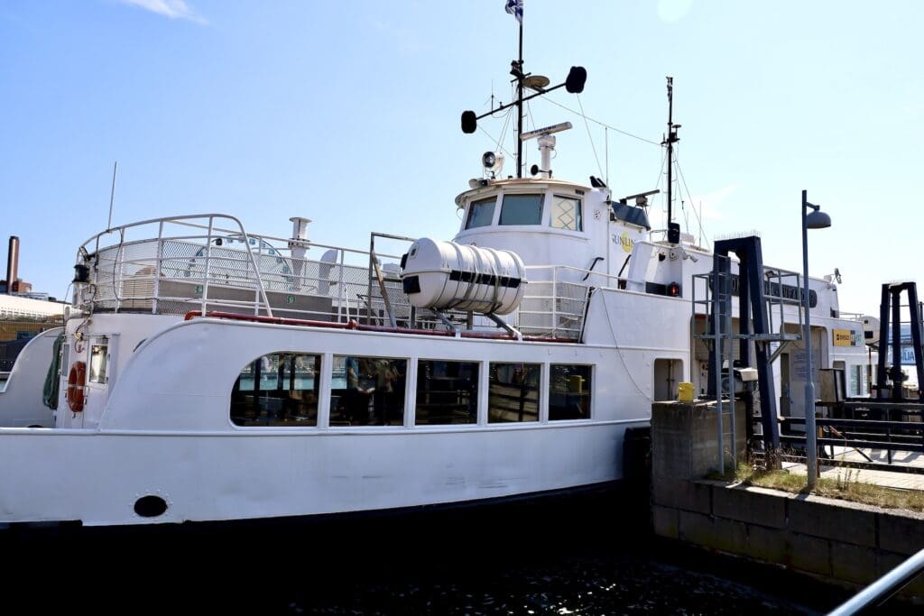 Suomenlinna Ferry