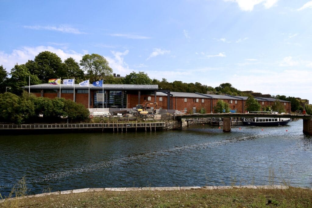 Suomenlinna Museum and the Susisaari Bridge