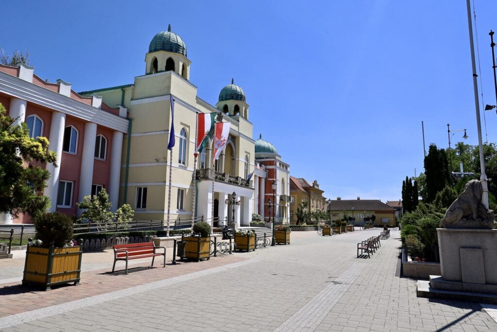 Mohács Town Hall on Széchenyi Square